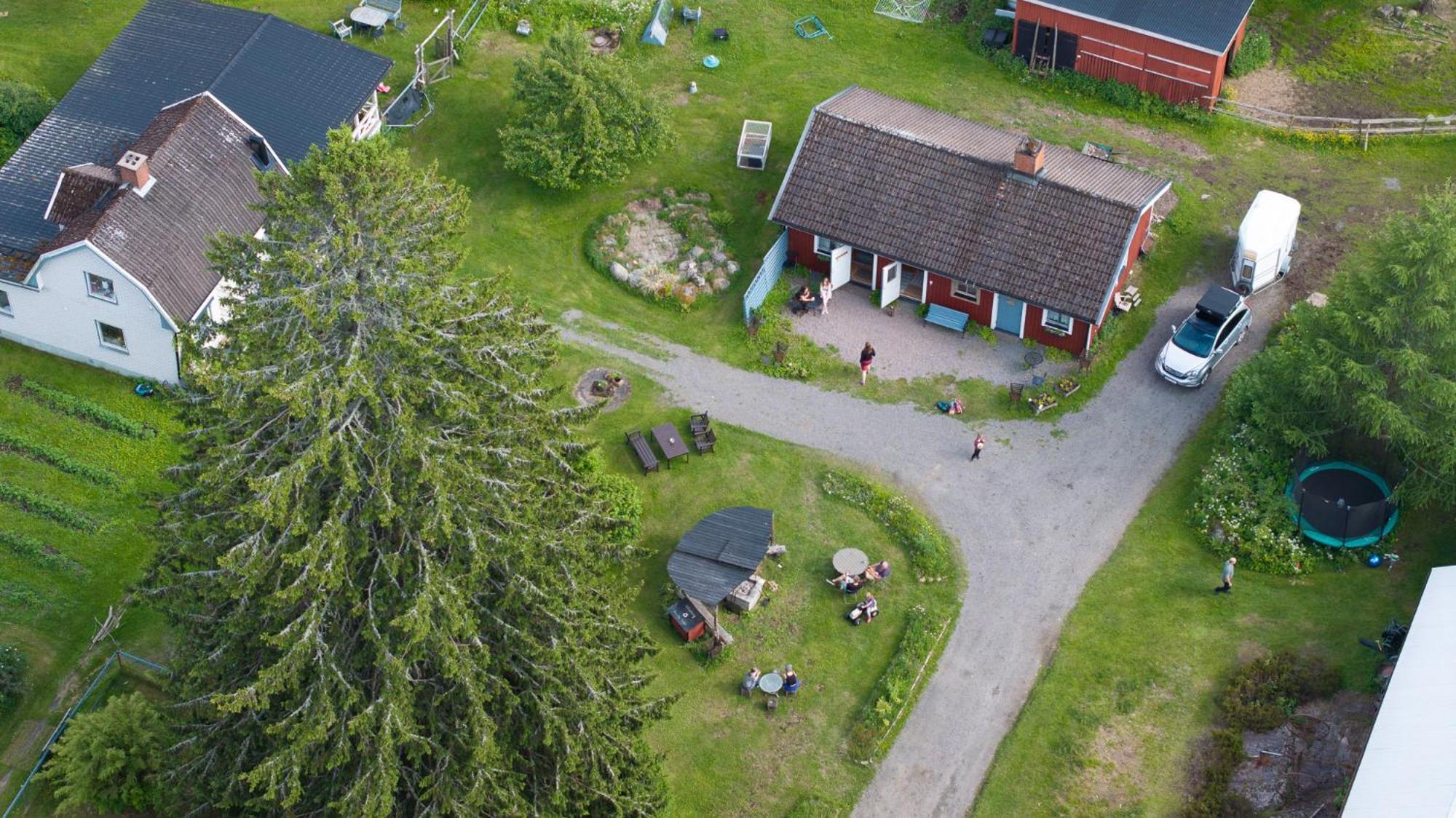 Ekologiska Fru Gran B&B I Tiveden Gardsjo Exterior foto